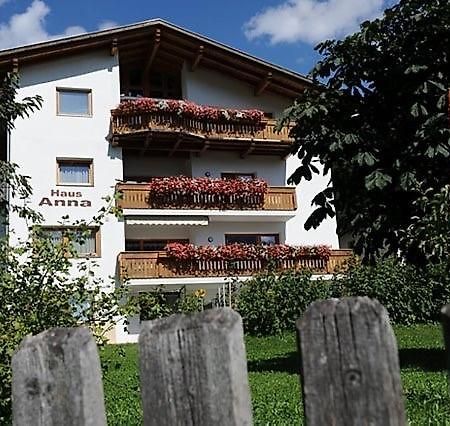 Haus Anna B&B San Valentino alla Muta Eksteriør billede